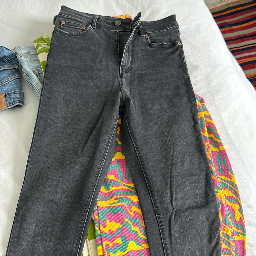 Skinny Jean Zara size 4 tag cut off